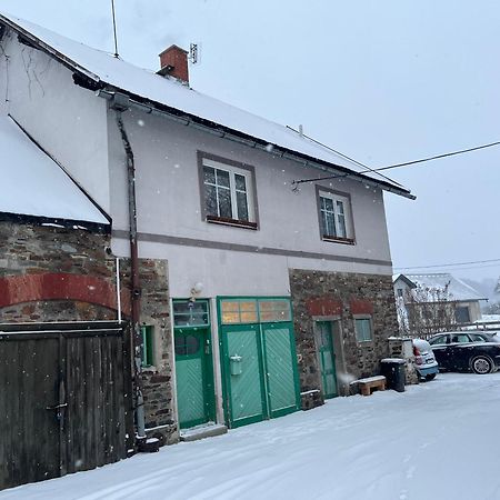 Apartman Kanteho Grunt بيلا بود براديديم المظهر الخارجي الصورة