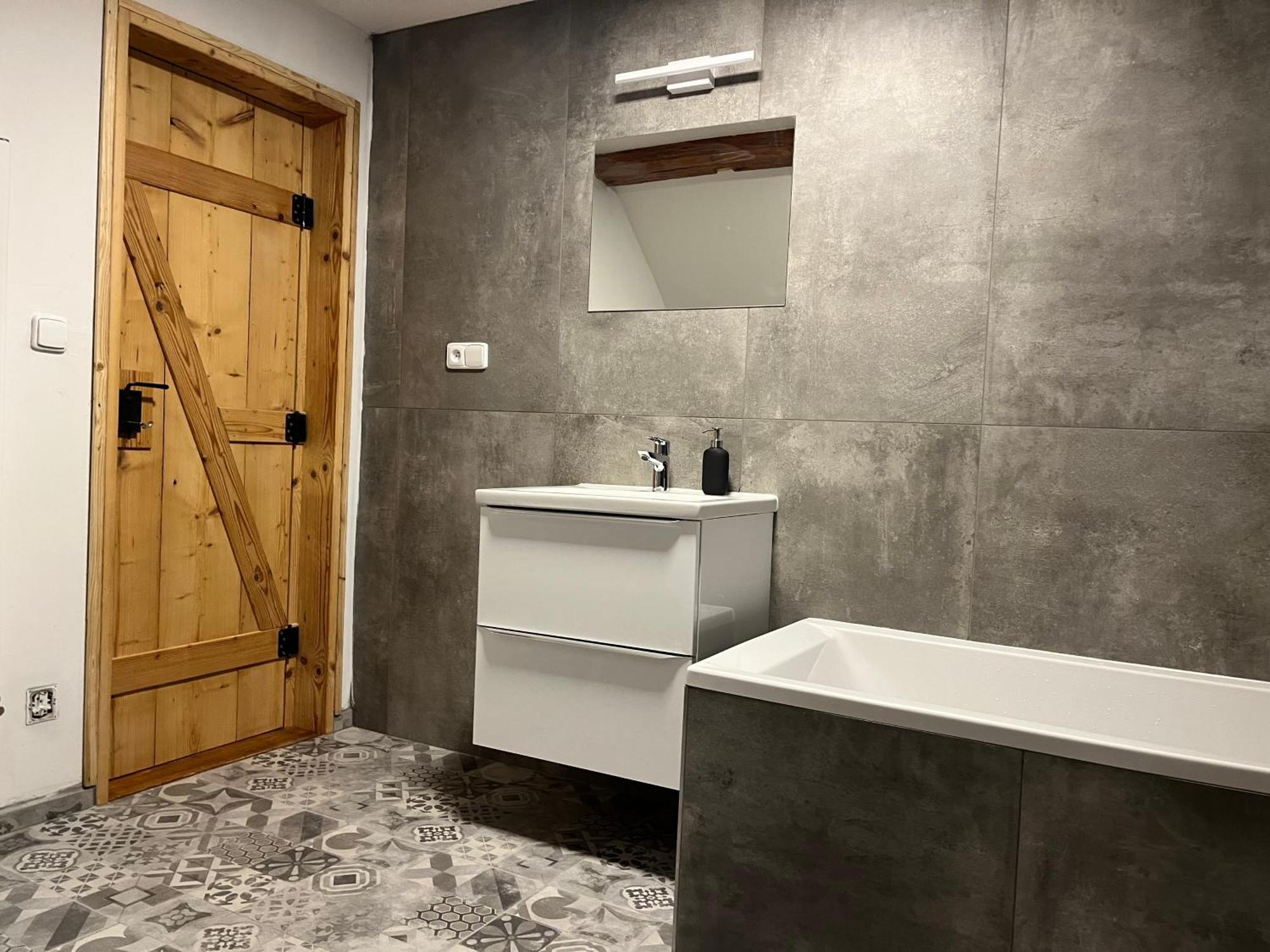 Apartman Kanteho Grunt بيلا بود براديديم المظهر الخارجي الصورة